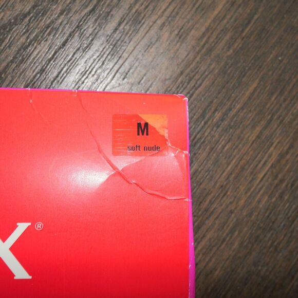 NEW SPANX Power Short Shaper Short Soft Nude Size Medium 6" Inseam - Picture 4 of 11